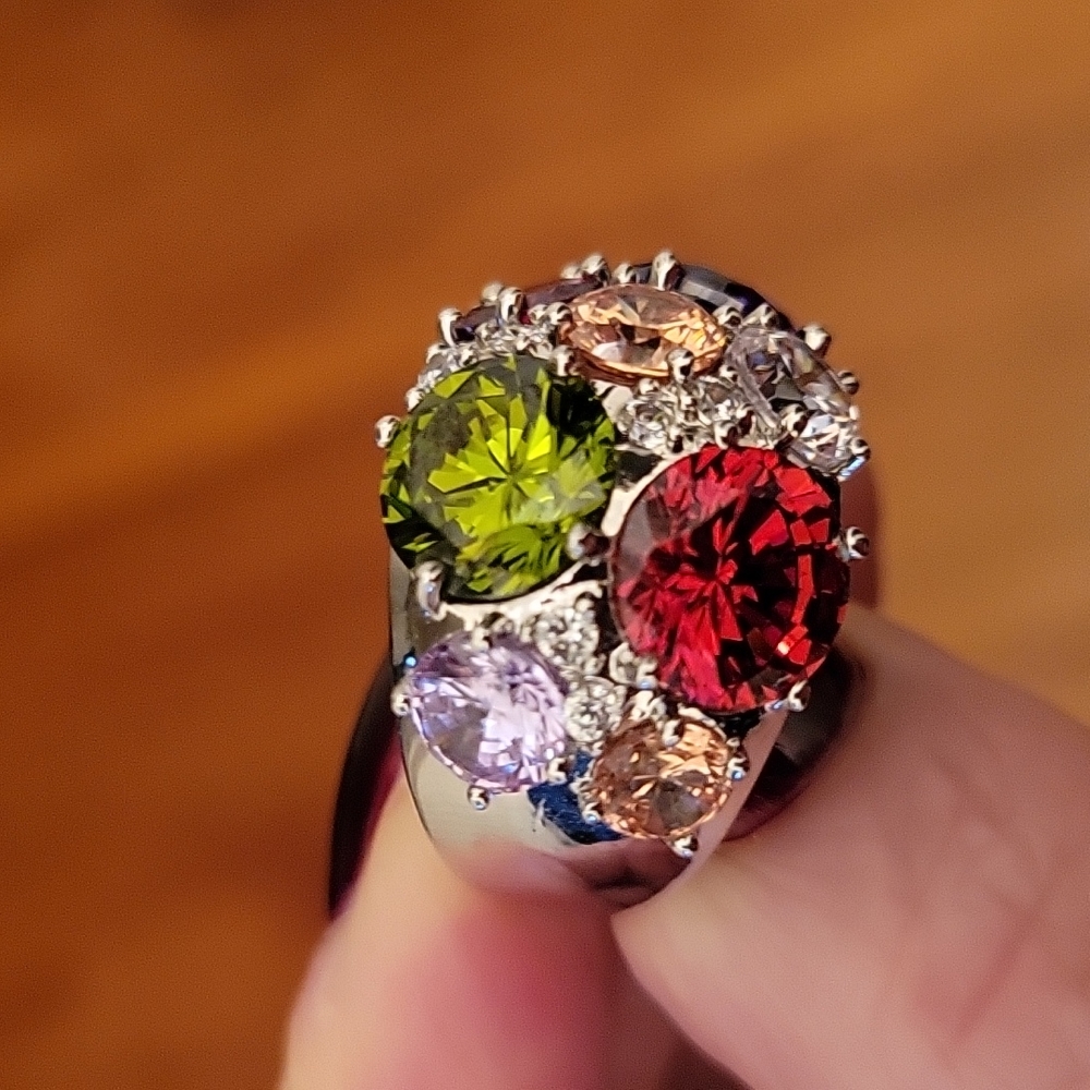 Super Sparkly Avon Silver Statement Cocktail Ring… - image 4